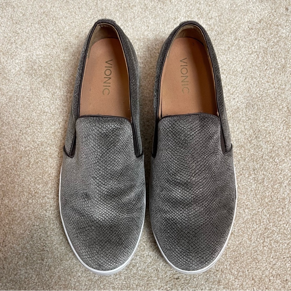 Vionic Splendid Midi Holiday Grey Velvet Slip On Comfort Loafer Sneaker Sz 8.5 - Picture 2 of 8